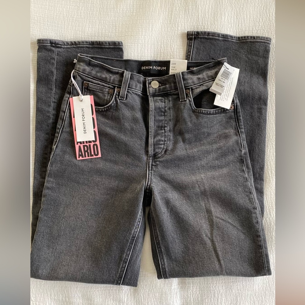 Aritzia straight jeans